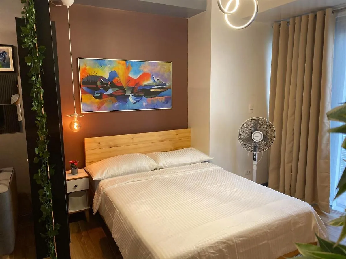 81 Newport C5 10I Balcony & Pool Across Naia T3 Aparthotel Manila